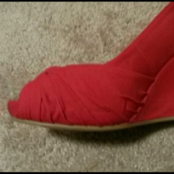 Peep Toe Red Wedges - Picture 3 of 4